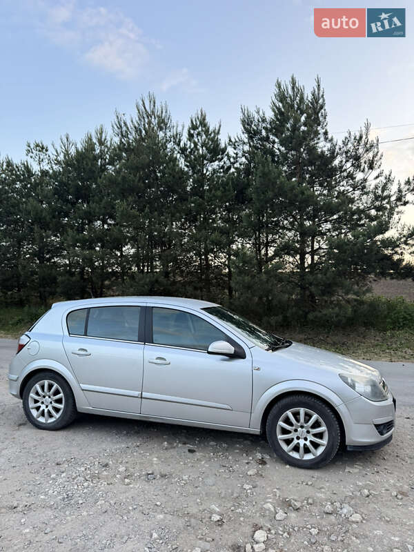 Opel Astra 2004