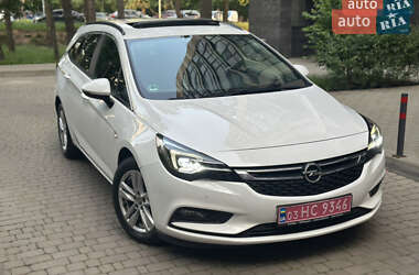 Универсал Opel Astra 2018 в Киеве