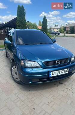 Седан Opel Astra 2001 в Косове