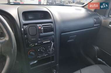 Хэтчбек Opel Astra 1998 в 