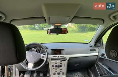 Универсал Opel Astra 2008 в 