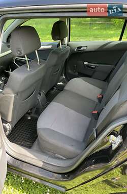 Универсал Opel Astra 2008 в 