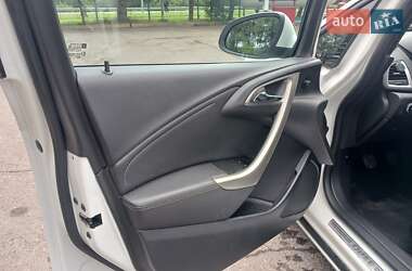 Универсал Opel Astra 2012 в Стрые