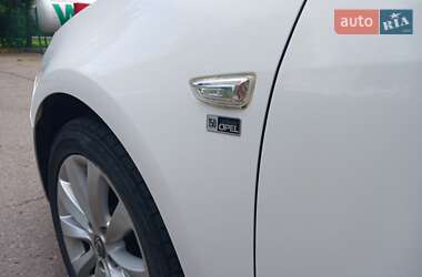 Универсал Opel Astra 2012 в Стрые