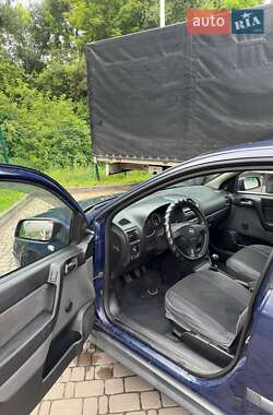 Седан Opel Astra 2006 в 