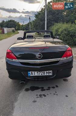 Кабріолет Opel Astra 2008 в Каневі
