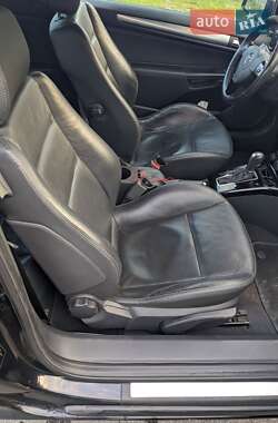 Кабриолет Opel Astra 2008 в 