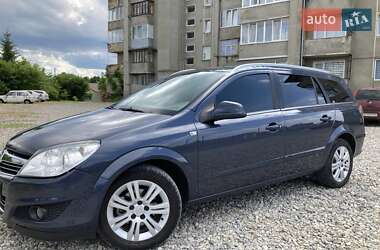 Универсал Opel Astra 2010 в Ивано-Франковске