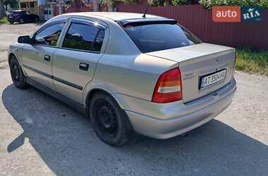 Седан Opel Astra 2008 в Івано-Франківську