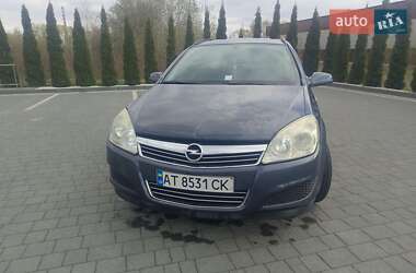 Универсал Opel Astra 2007 в Надворной