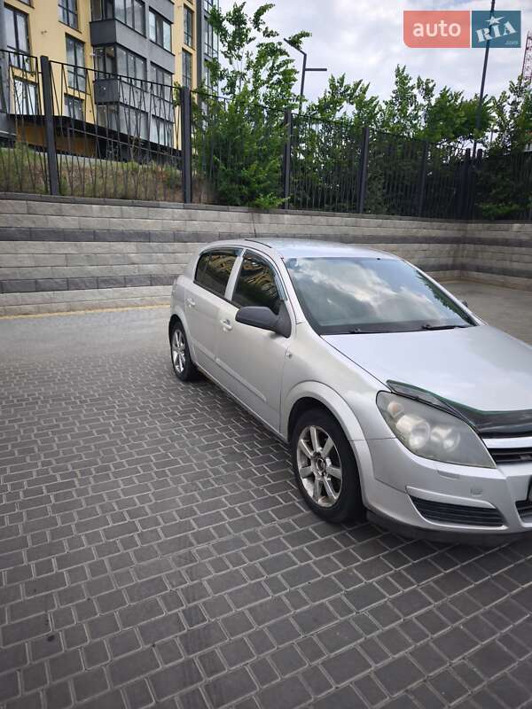 Хетчбек Opel Astra 2006 в Одесі