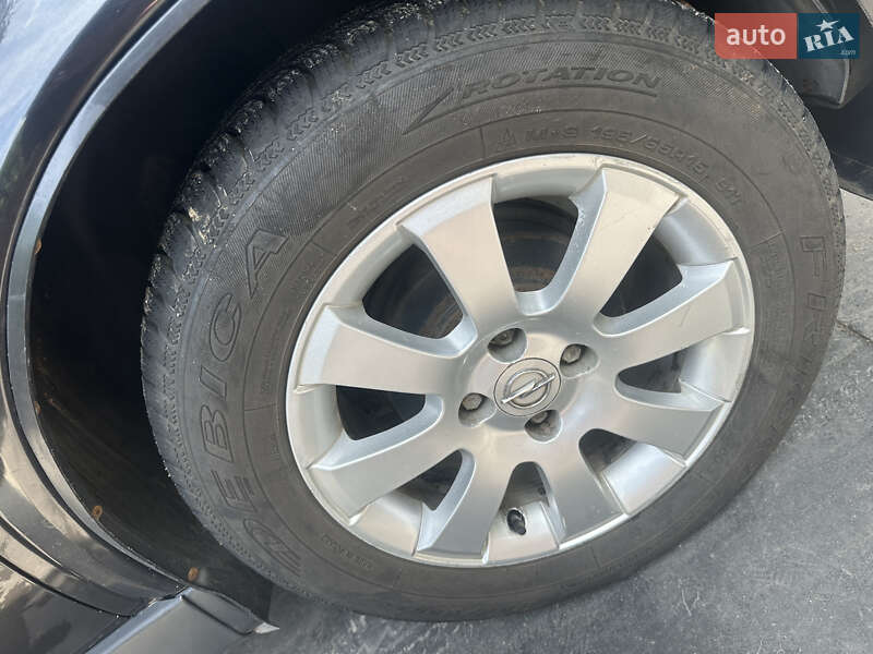 Седан Opel Astra 2008 в Жмеринке