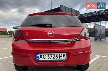 Хэтчбек Opel Astra 2009 в 