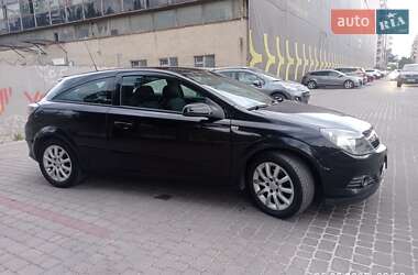 Купе Opel Astra 2007 в 