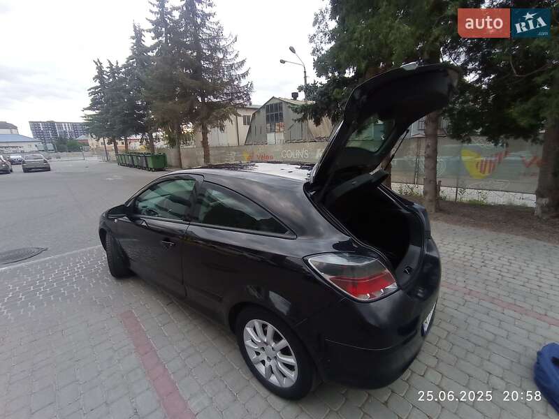 Купе Opel Astra 2007 в Ивано-Франковске