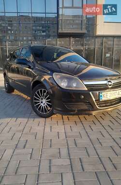 Универсал Opel Astra 2005 в Днепре