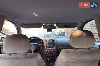 Хэтчбек Opel Astra 1998 в 