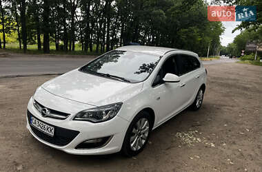 Универсал Opel Astra 2013 в Умани
