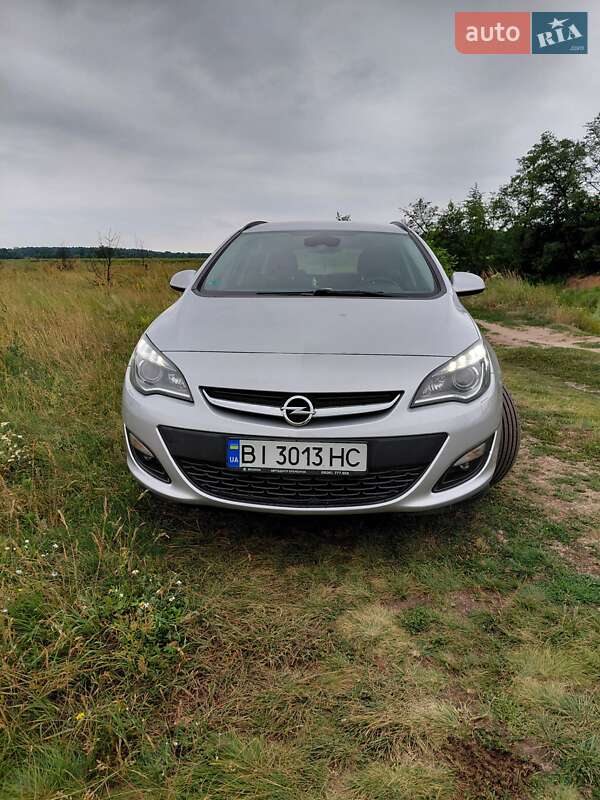 Универсал Opel Astra 2015 в Ахтырке фото 19 Универсал Opel Astra 2015 в Ахтырке