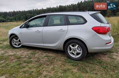 Универсал Opel Astra 2015 в 