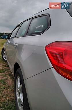 Универсал Opel Astra 2015 в 