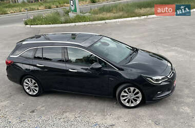 Універсал Opel Astra 2016 в Дніпрі