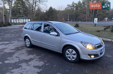 Универсал Opel Astra 2005 в 