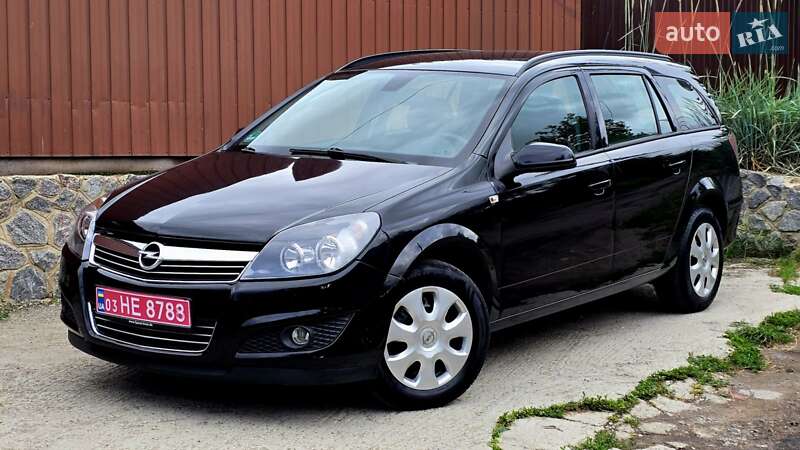 Универсал Opel Astra 2009 в Полтаве