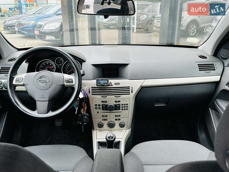 Універсал Opel Astra 2007 в Харкові