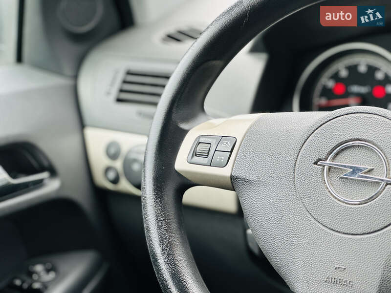 Універсал Opel Astra 2007 в Харкові