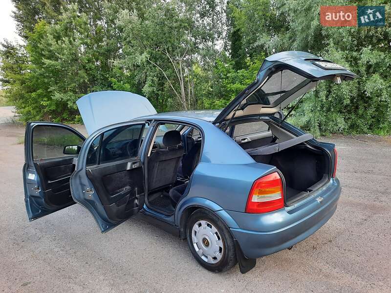 Хэтчбек Opel Astra 1999 в Черкассах