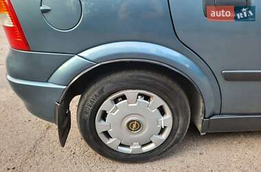 Хэтчбек Opel Astra 1999 в 