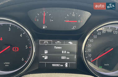 Хэтчбек Opel Astra 2016 в 