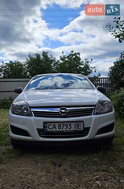 Opel Astra 2009 Opel Astra 2009