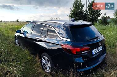 Универсал Opel Astra 2017 в 
