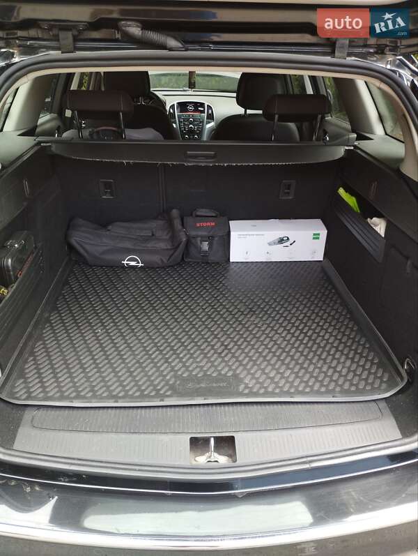 Универсал Opel Astra 2015 в Виннице