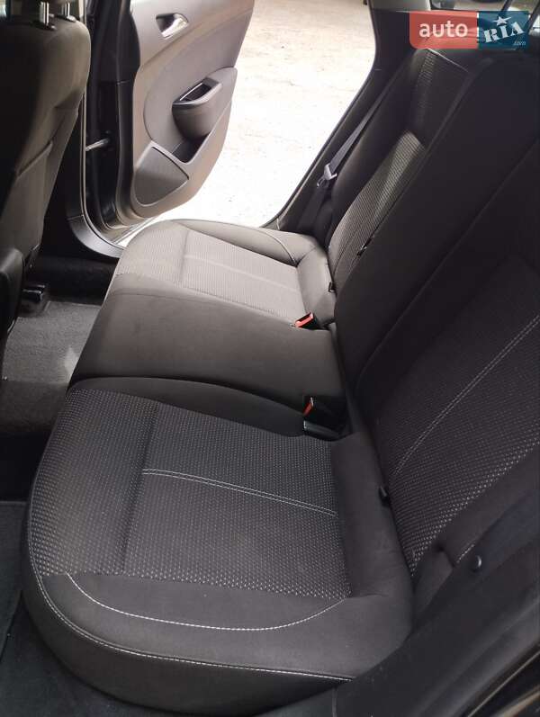 Универсал Opel Astra 2015 в Виннице