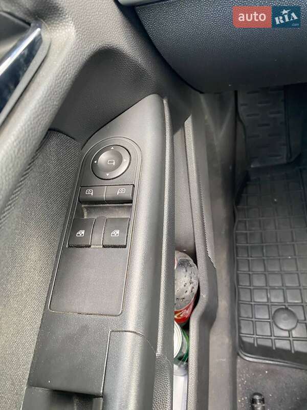 Универсал Opel Astra 2010 в Кривом Роге