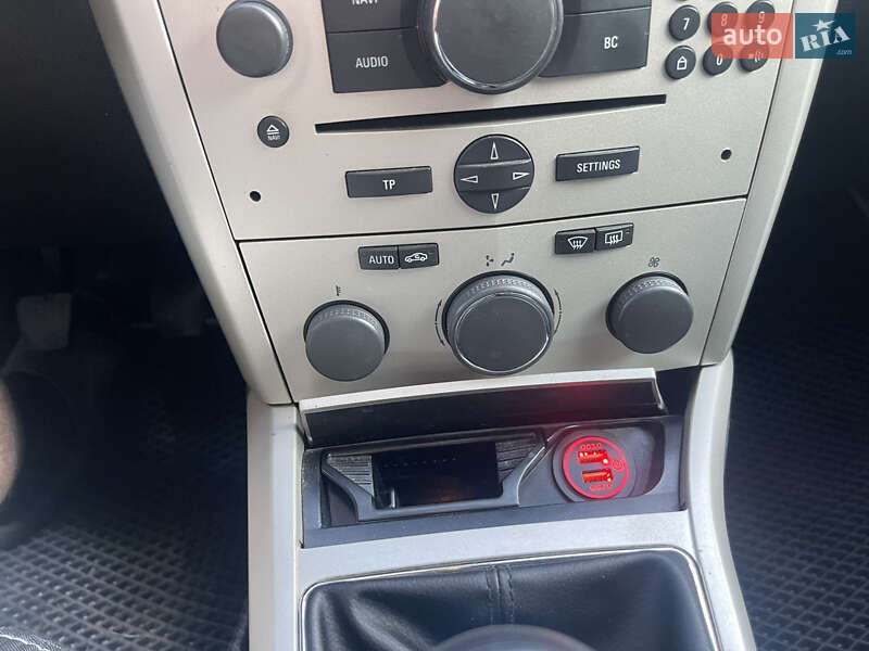 Универсал Opel Astra 2008 в Тернополе
