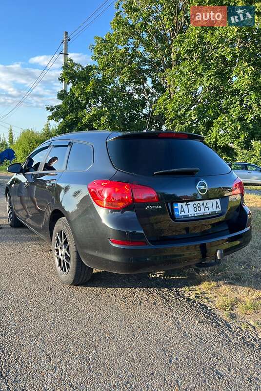 Универсал Opel Astra 2011 в Галиче фото 9 Универсал Opel Astra 2011 в Галиче