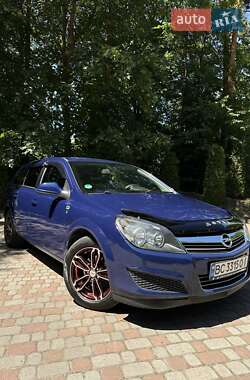 Універсал Opel Astra 2010 в 