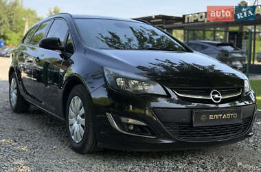 Универсал Opel Astra 2013 в Ивано-Франковске