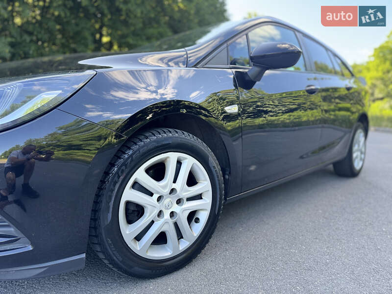 Универсал Opel Astra 2017 в Красилове