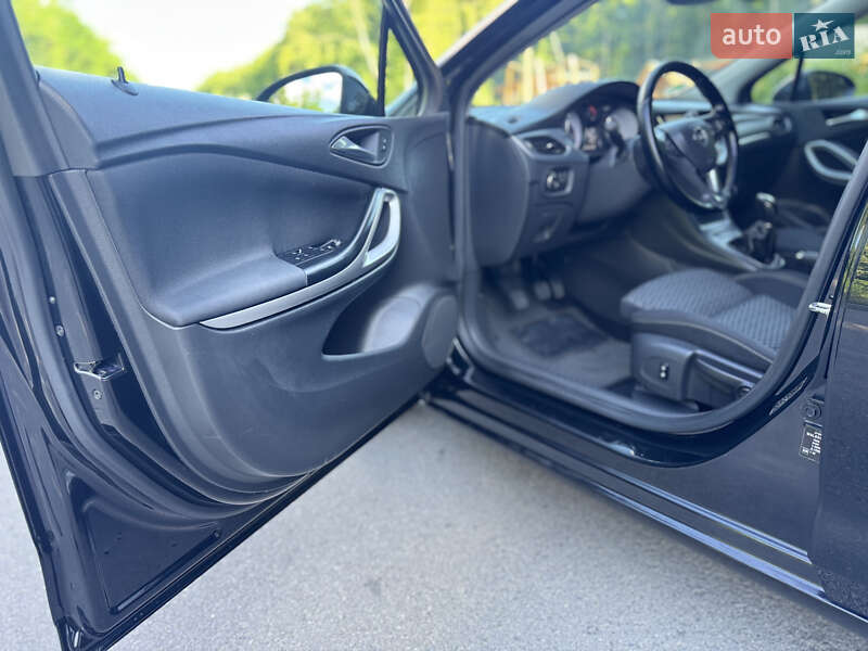 Универсал Opel Astra 2017 в Красилове