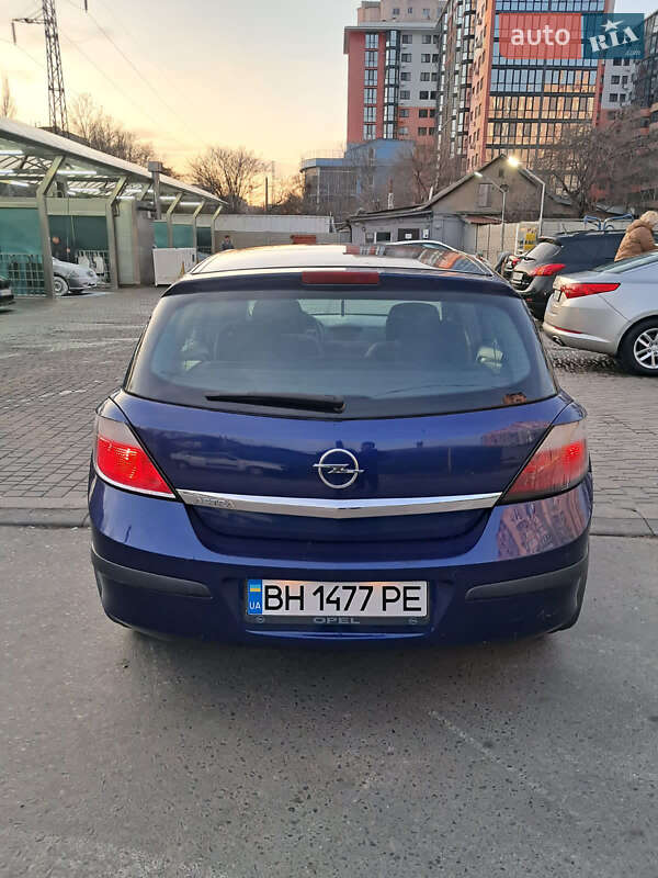 Универсал Opel Astra 2004 в Одессе
