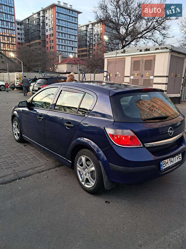 Универсал Opel Astra 2004 в Одессе