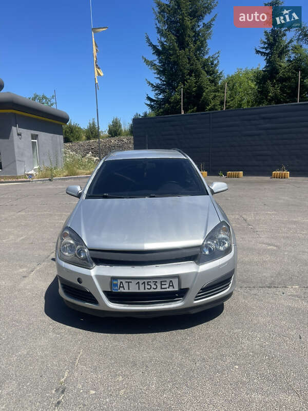 Универсал Opel Astra 2006 в Косове