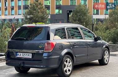 Универсал Opel Astra 2006 в 