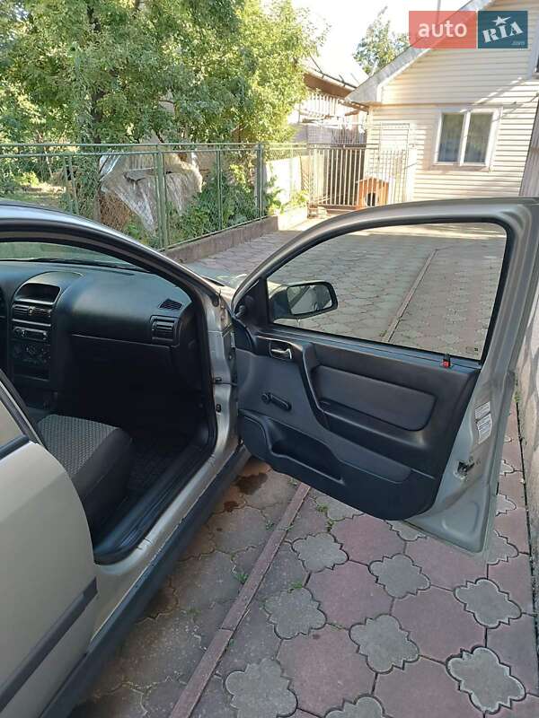 Седан Opel Astra 2006 в Калуші