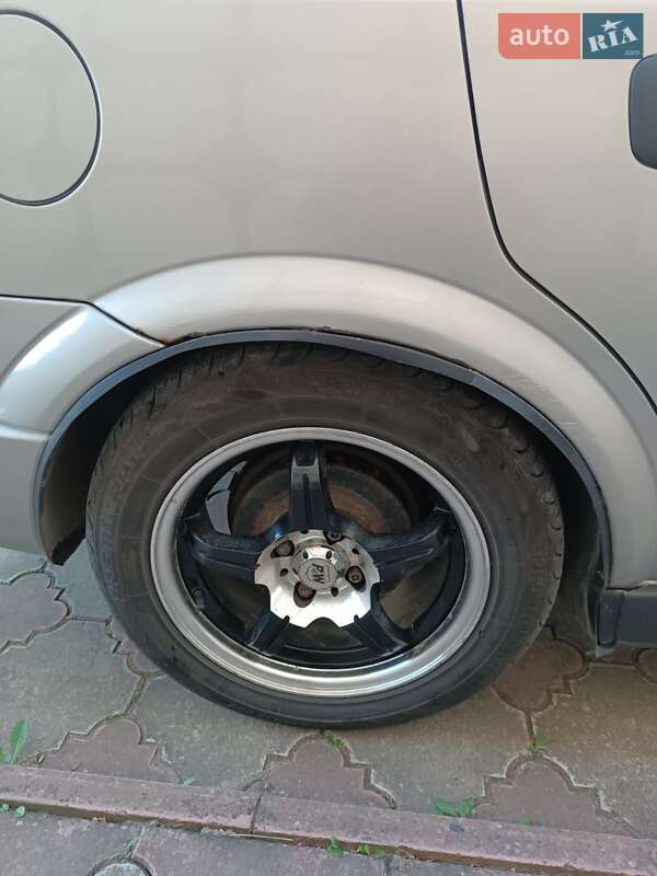 Седан Opel Astra 2006 в Калуші